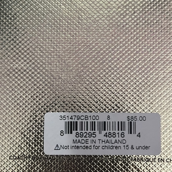 Coach signature gold and mother of pearl ring set. Size 8 - Picture 4 of 4